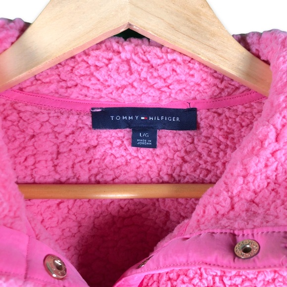 Tommy Hilfiger Fluffy Three Quarter Button Up Sweater With Multicolour L… - Picture 4 of 4